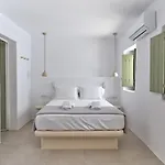 Nyaraló Este Naousa
