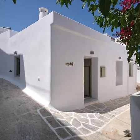 Este Naousa * Naousa (Paros)