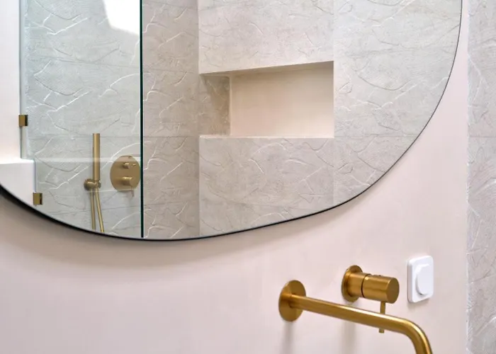 Este Naousa * Науса