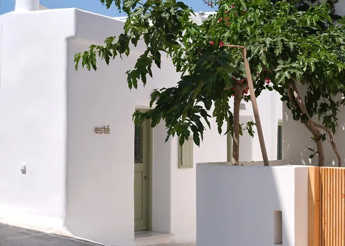 Este Naousa * Науса